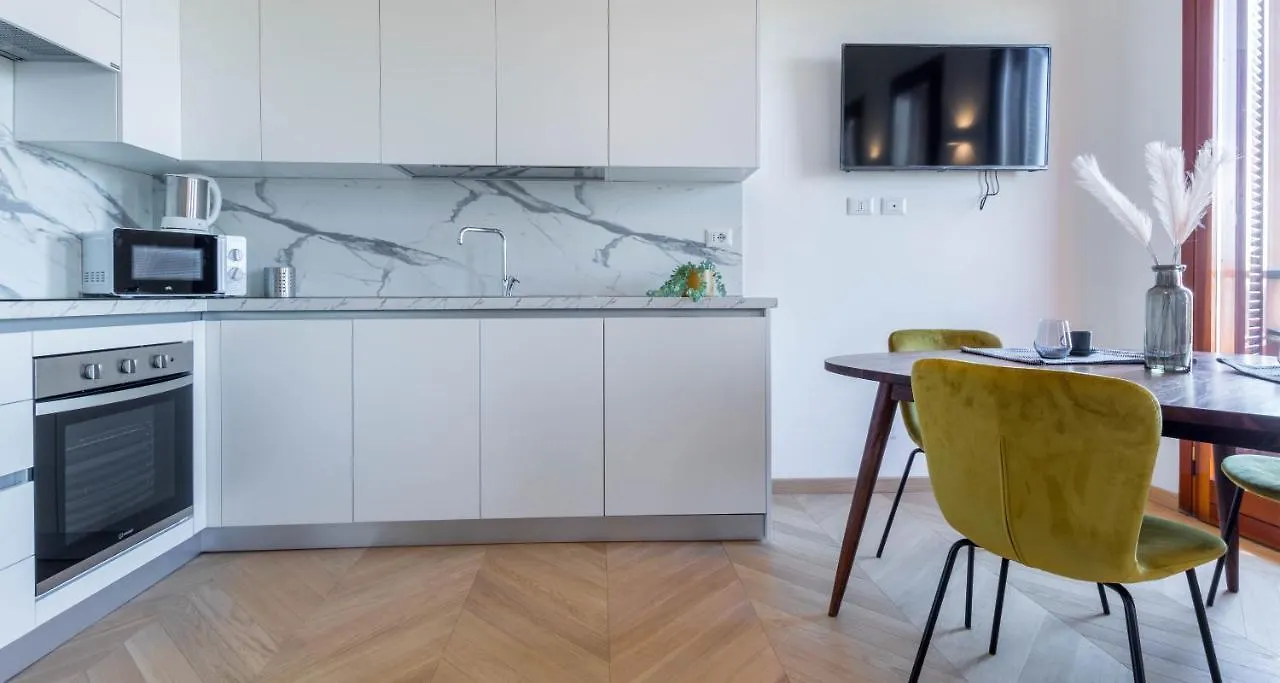Apartment Joivy Superb Apt Close To Fiera Milano And City Life Italy